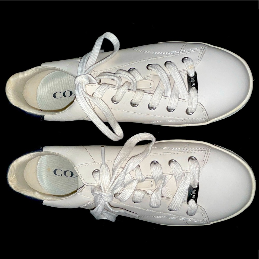 Coach leather cream low top sneaker